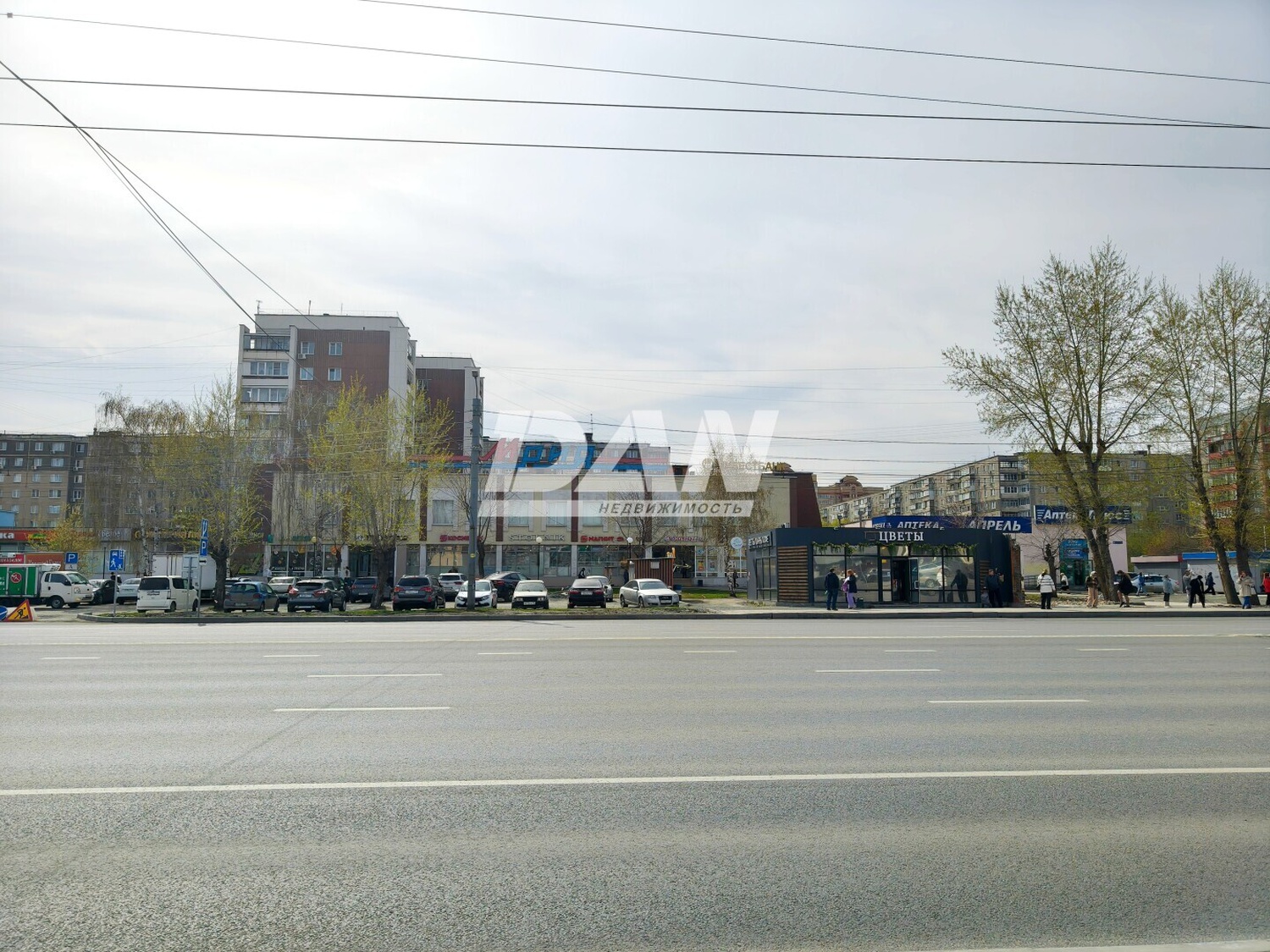 Торговое помещение 355 м²