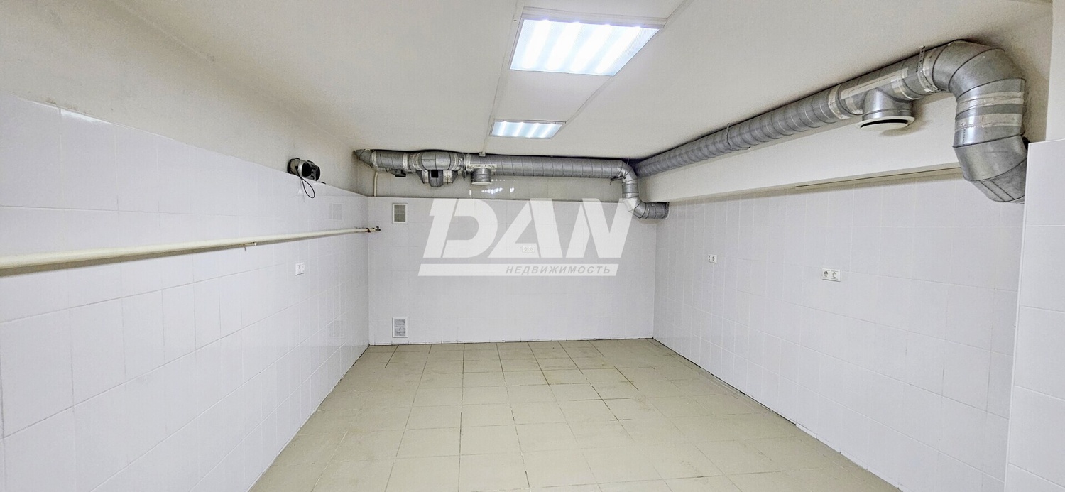 Торговое помещение 136 м²