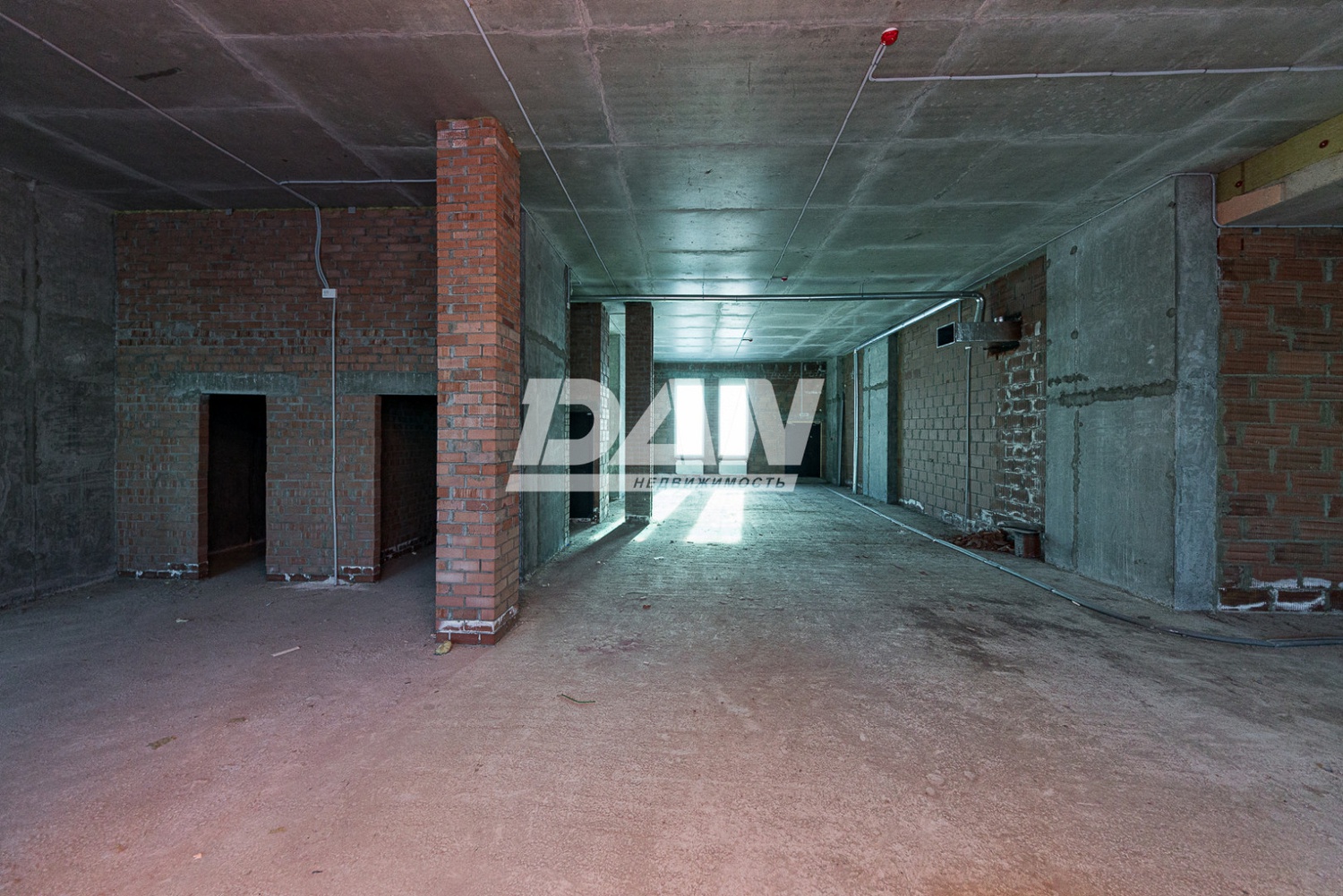 Торговая площадь 296,8 м²