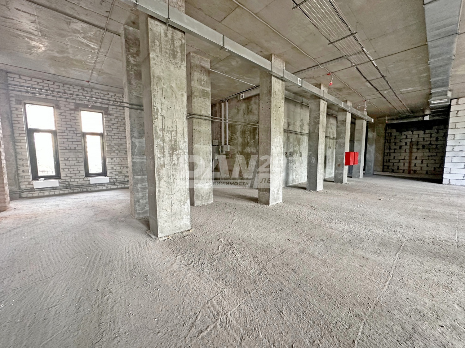 Торговое помещение 270 м²
