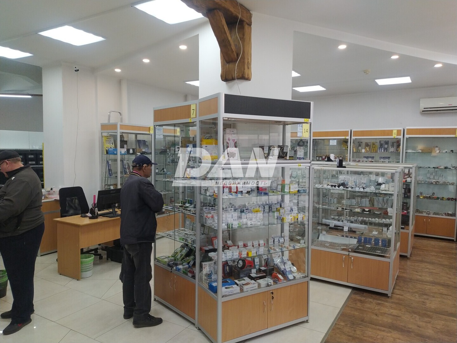 Помещение свободного назначения 387,6 м²