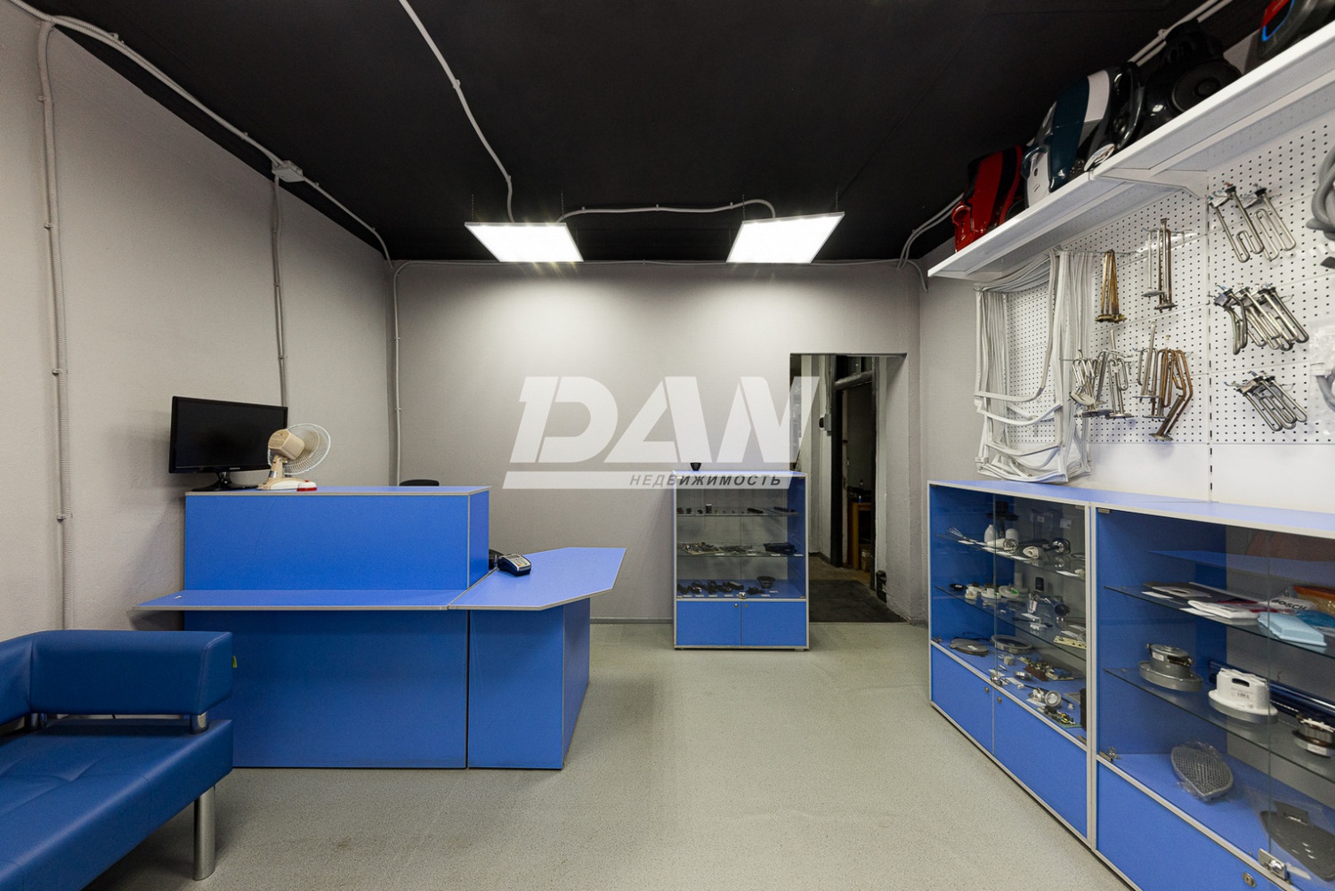 Помещение свободного назначения 353 м²