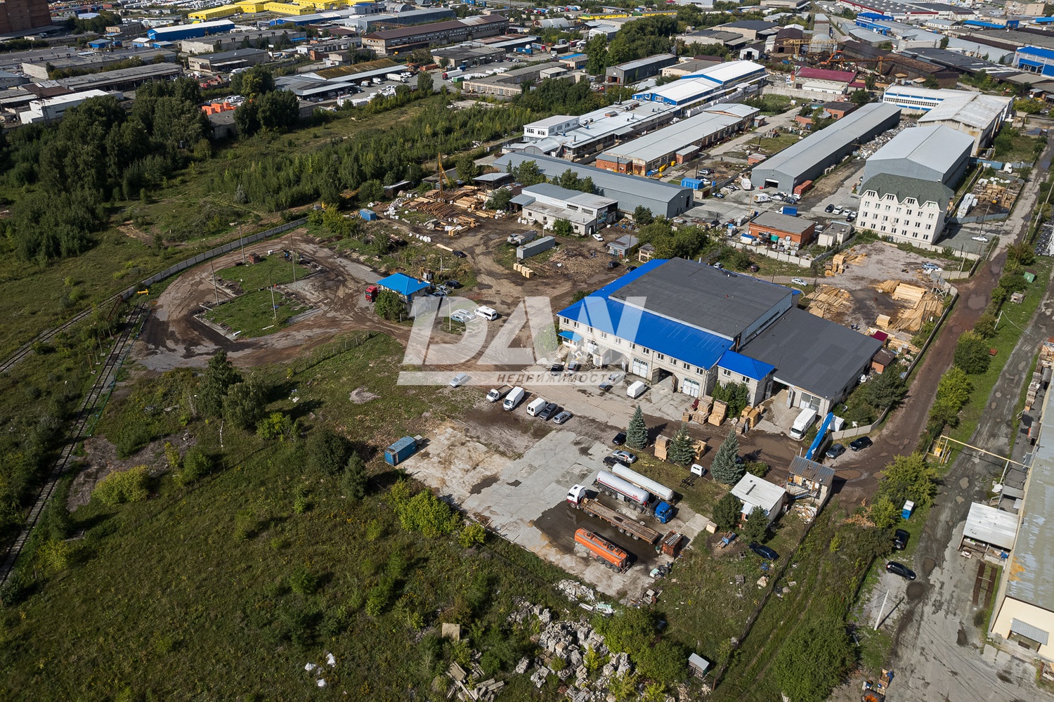 Производственное помещение 6460 м²