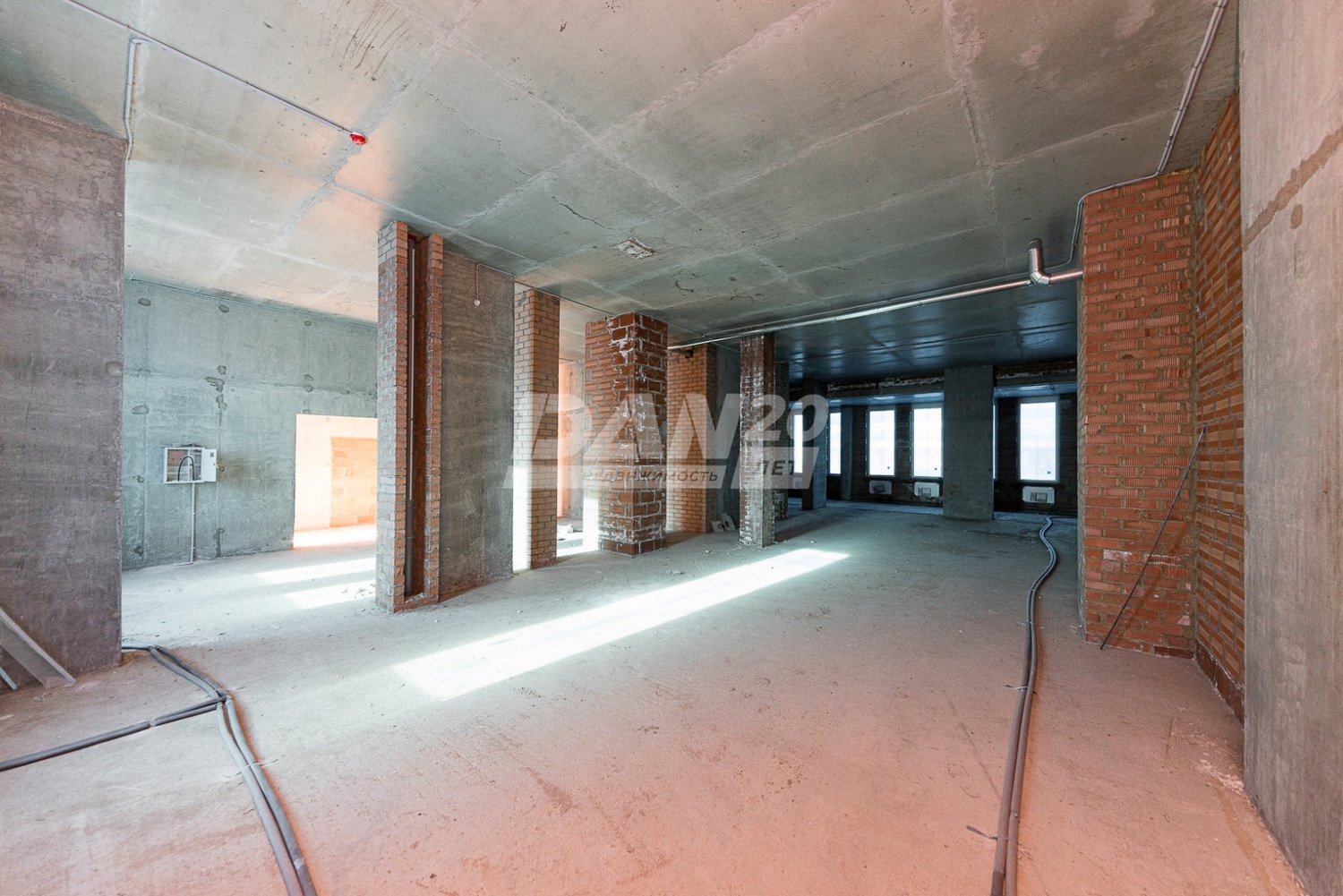 Торговая площадь 313,6 м²