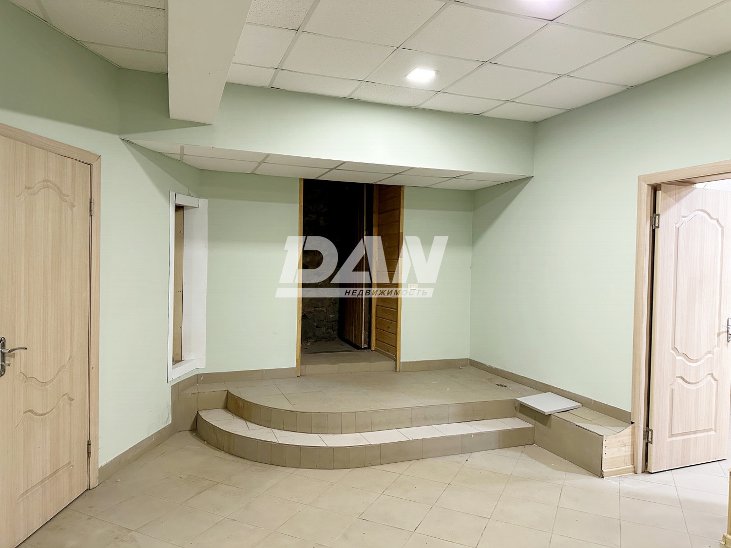 Помещение свободного назначения 187 м²