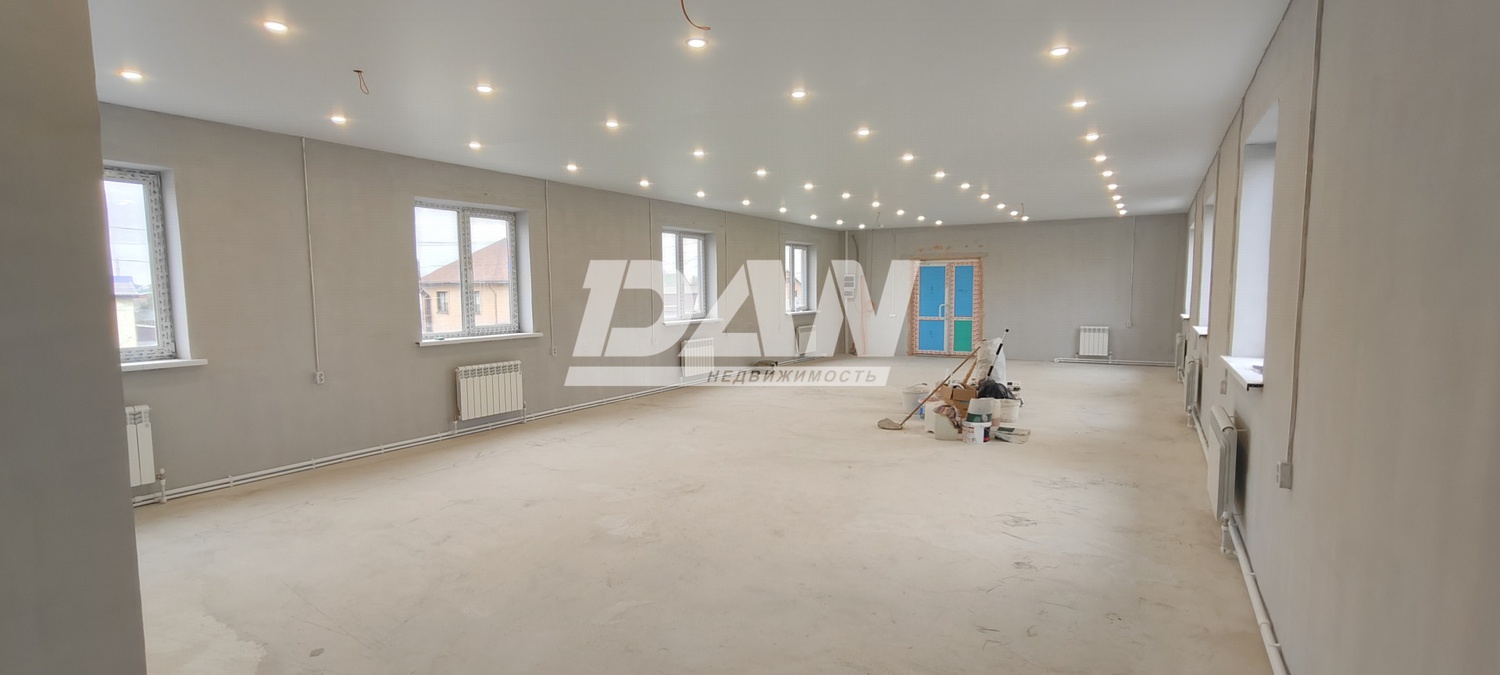 Помещение свободного назначения 262,4 м²