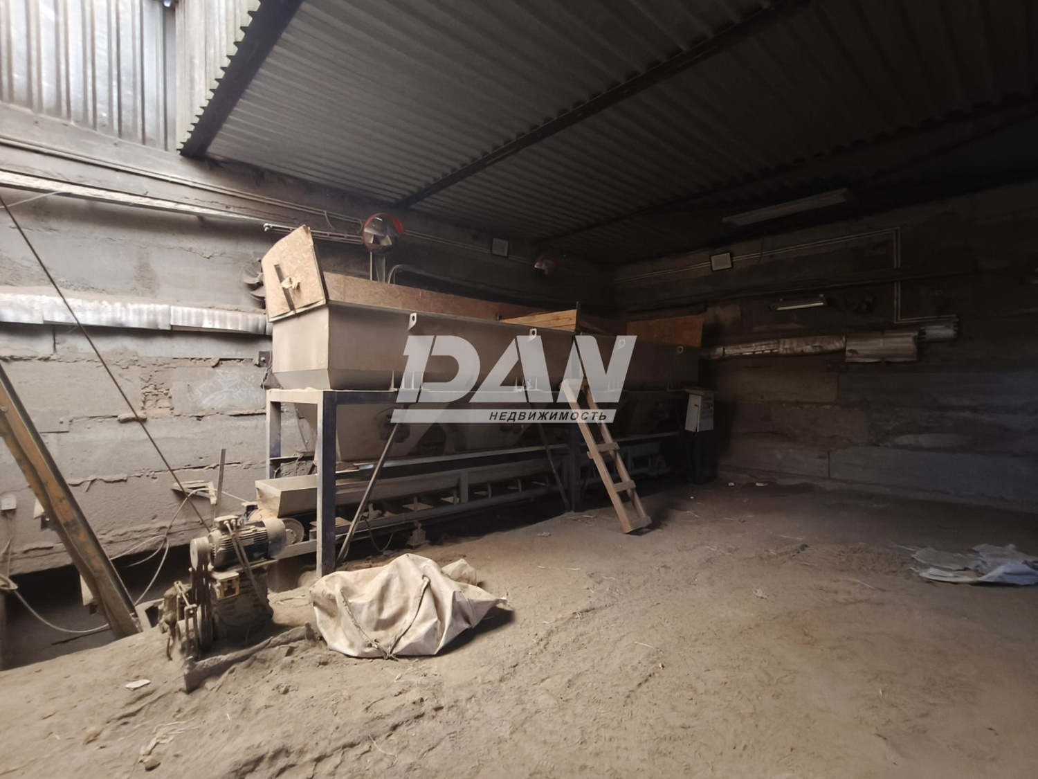 Производственное помещение 1627 м²