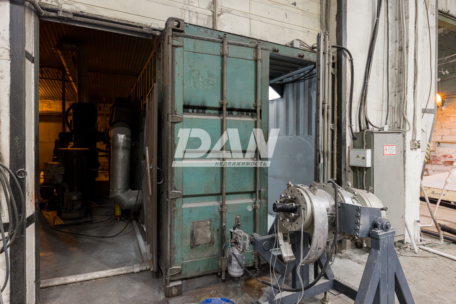Производственное помещение 1200 м²