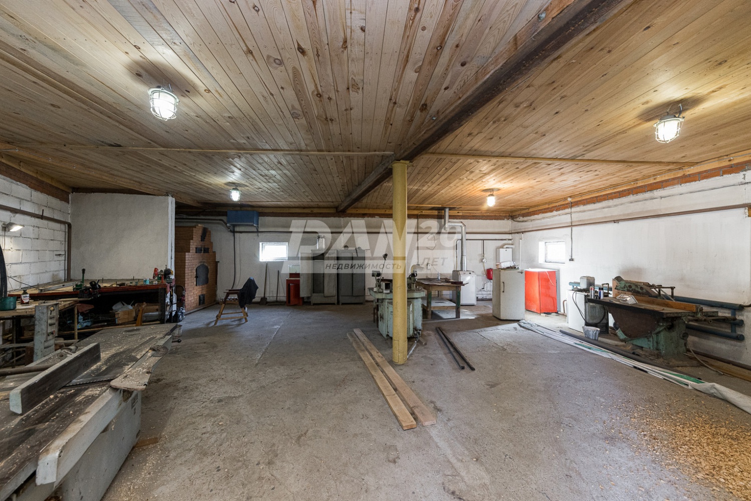 Производственное помещение 1032 м²