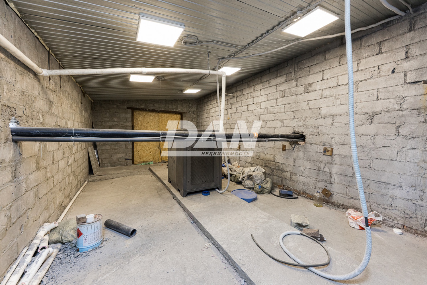 Производственное помещение 1200 м²