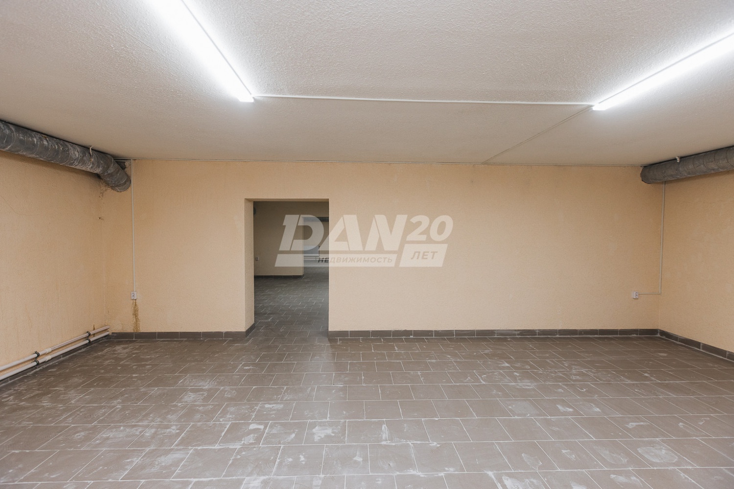 Помещение свободного назначения 610 м²