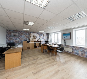Офис, 2332 м²