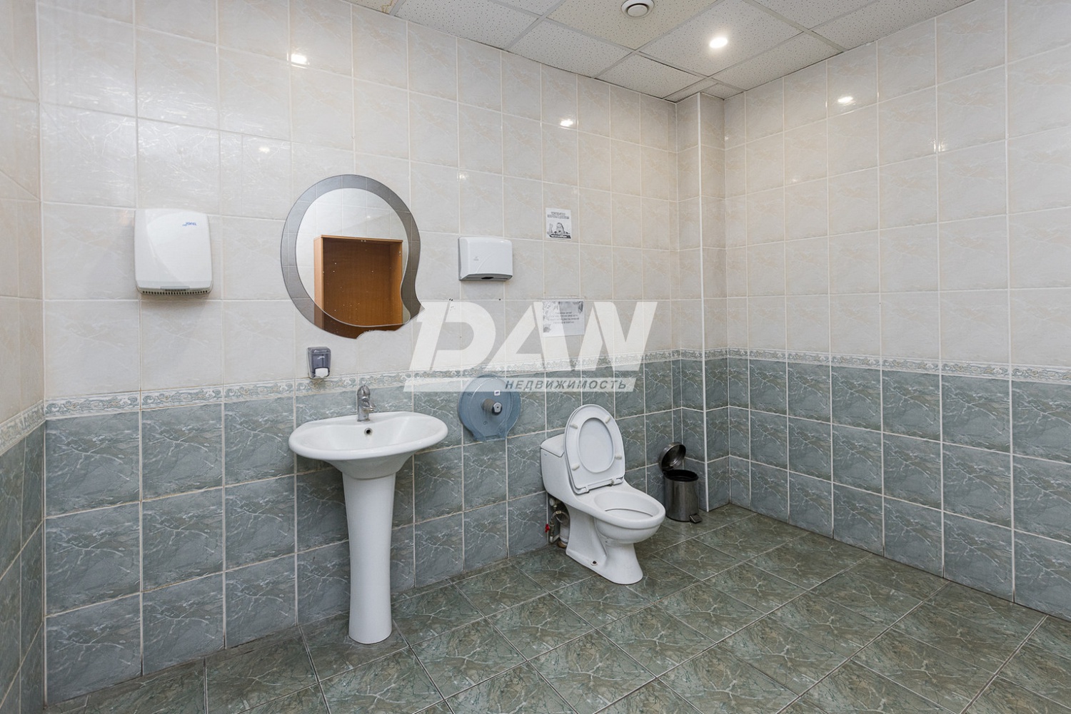 Склад 8490 м²