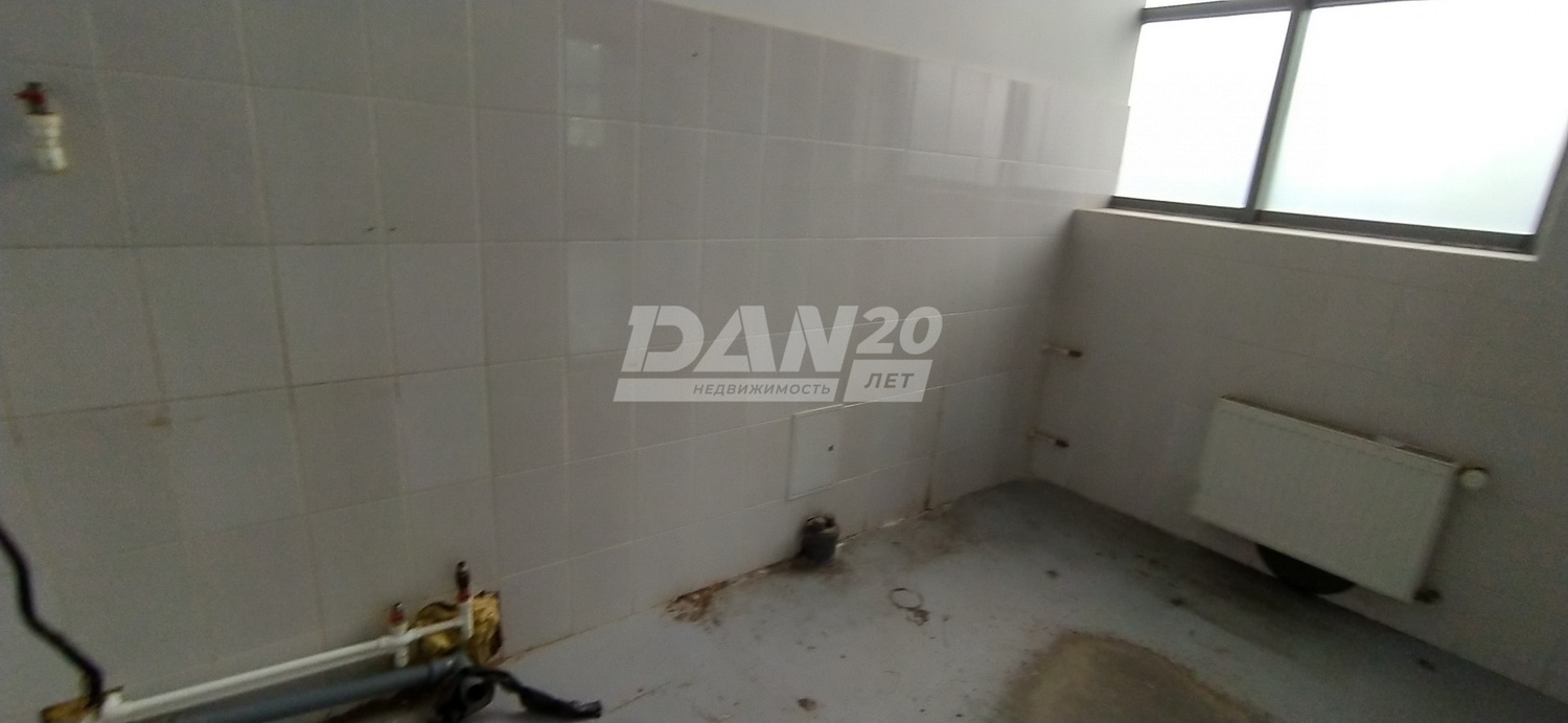 Помещение свободного назначения 347,5 м²