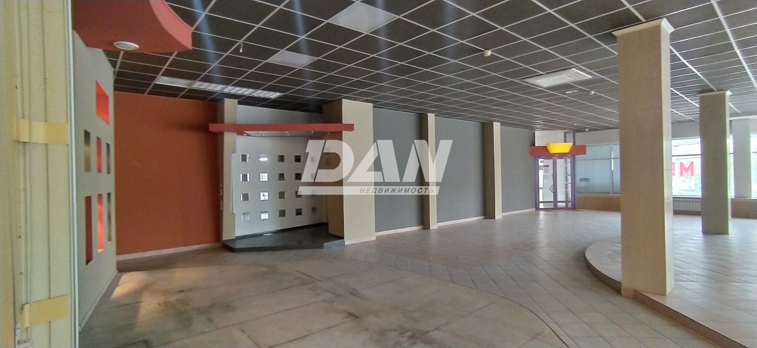 Помещение свободного назначения 820 м²