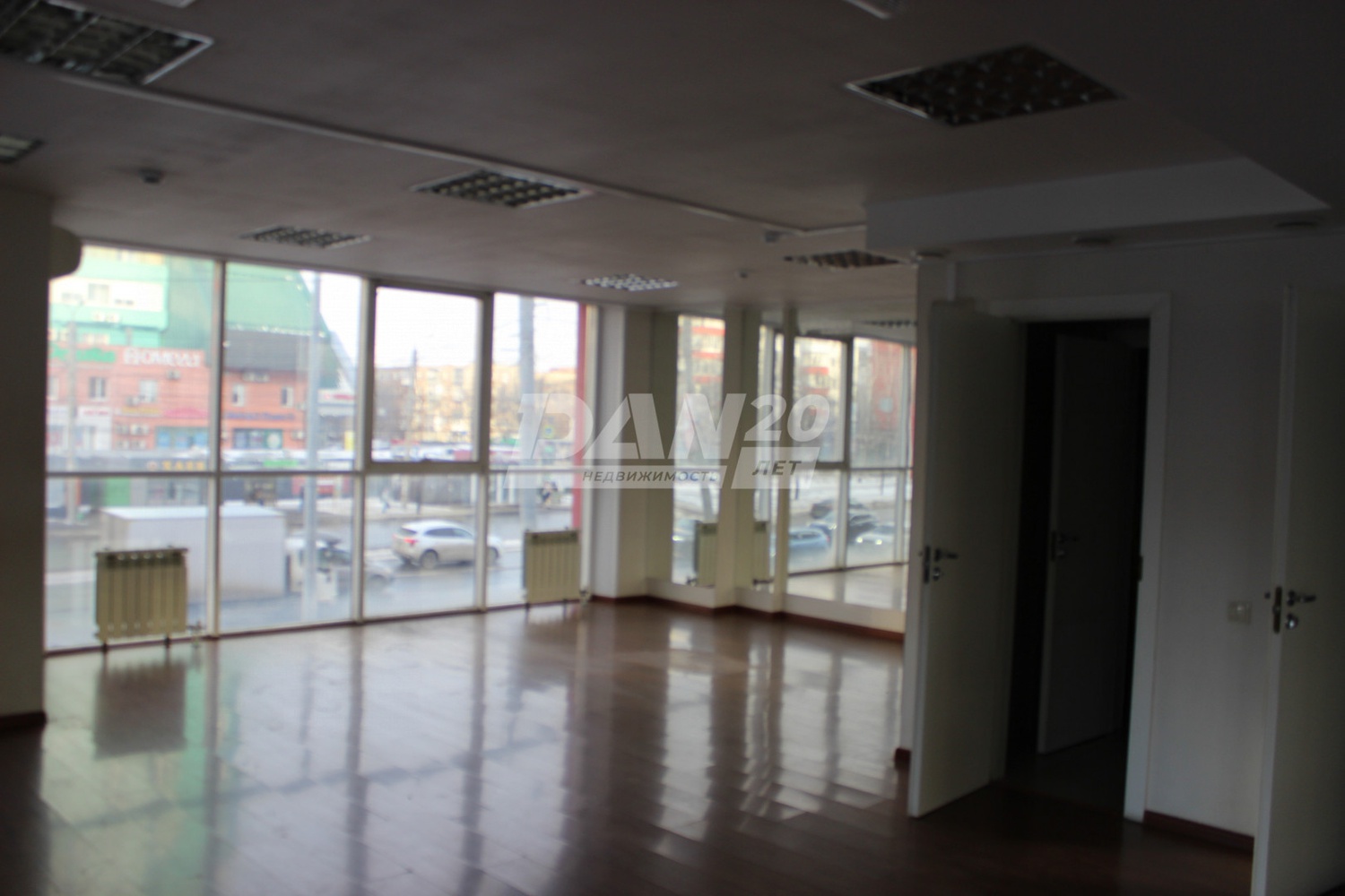 Помещение свободного назначения 897,7 м²
