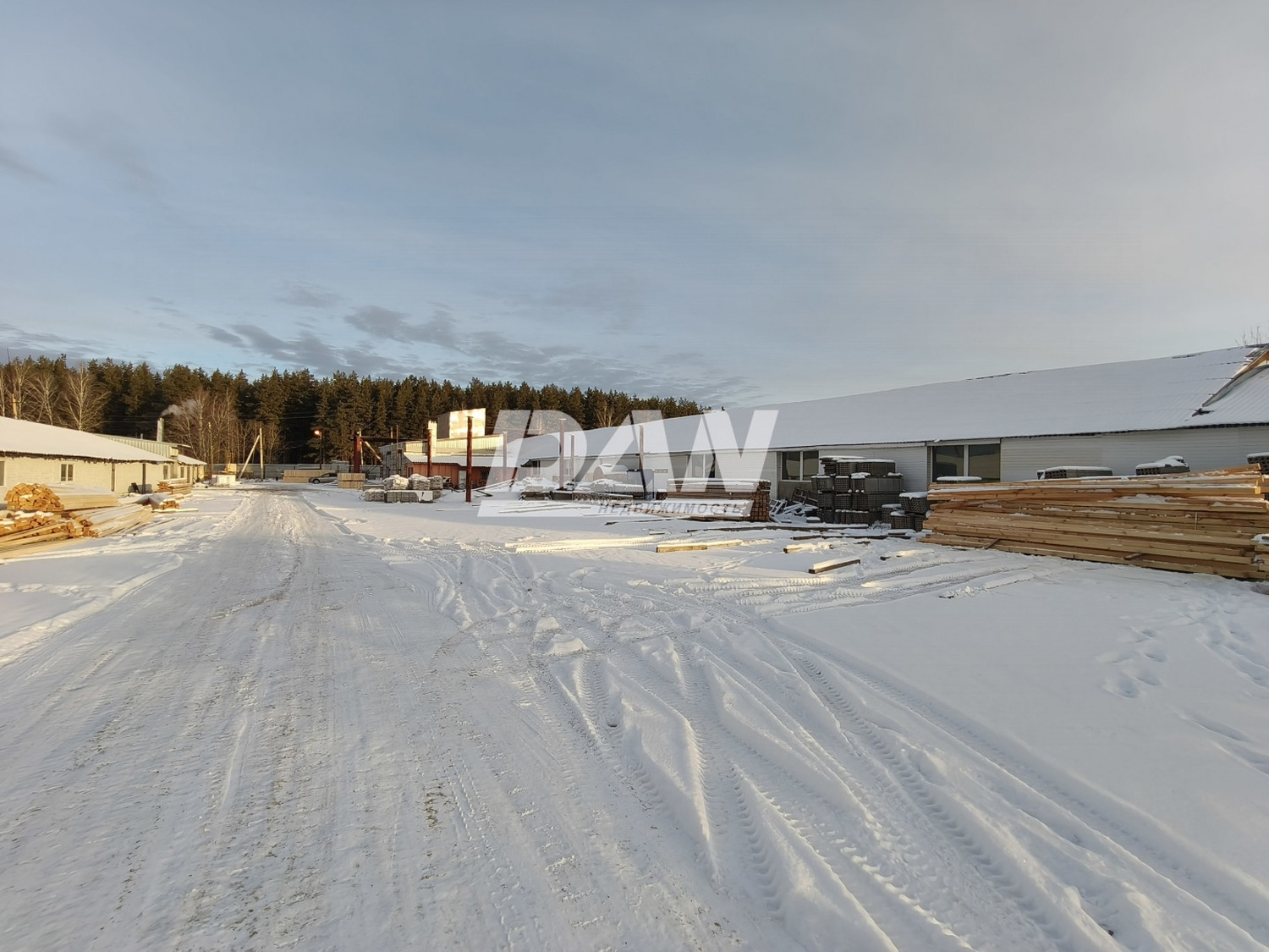 Производственное помещение 1627 м²