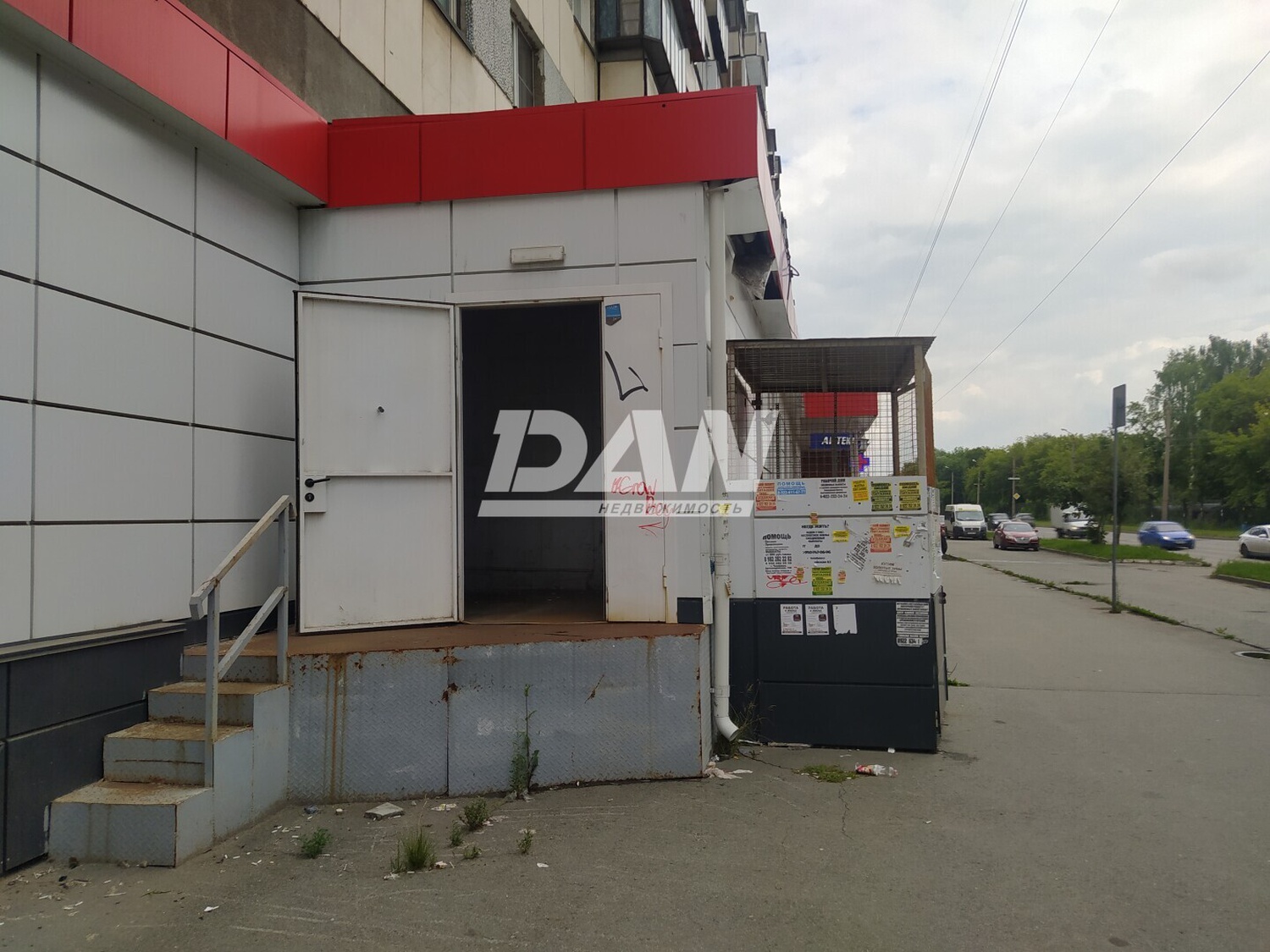 Торговое помещение 399 м²