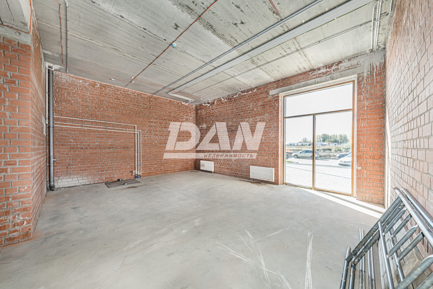 Торговая площадь 599,7 м²