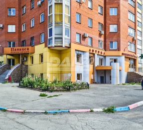 Торговое помещение, 106 м²
