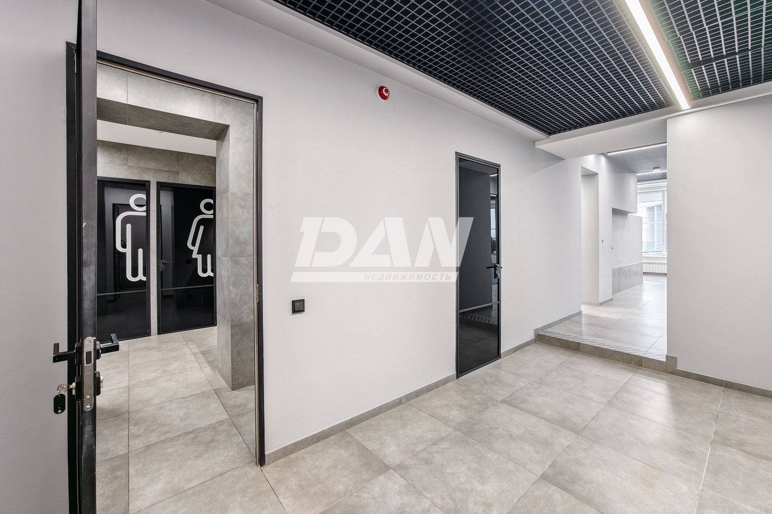 Торговое помещение 267,2 м²