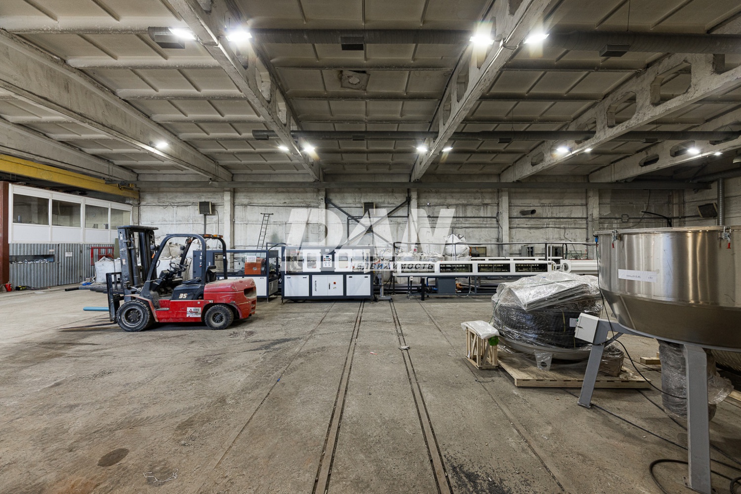 Производственное помещение 1200 м²