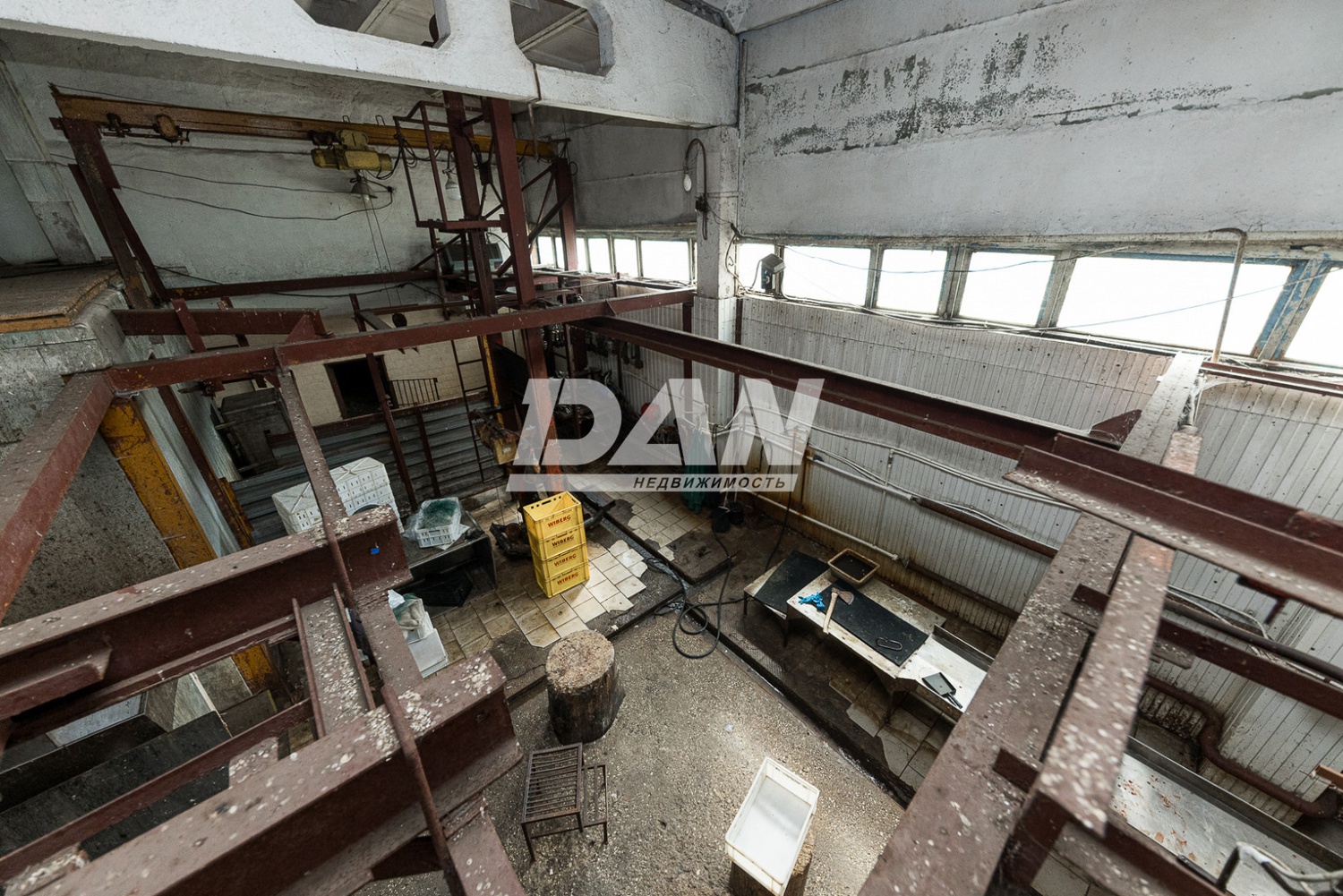 Помещение свободного назначения 276 м²