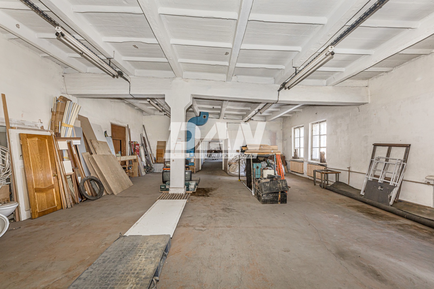 Производственное помещение 2989 м²