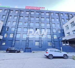 Офис, 1050,9 м²