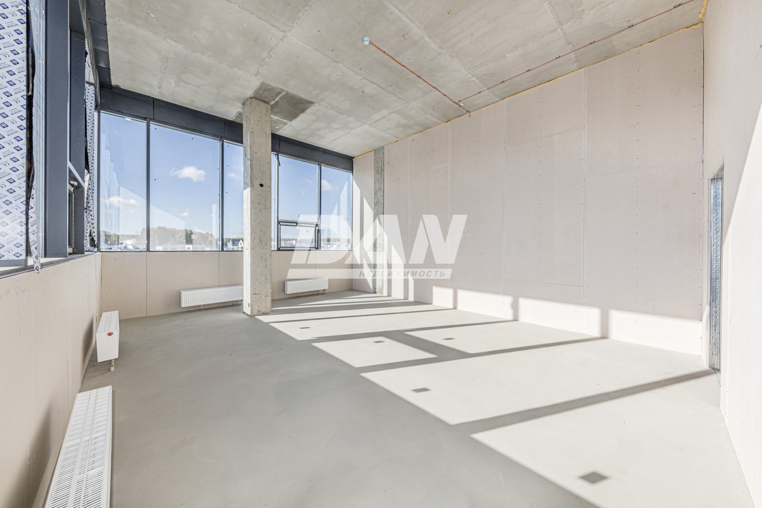 Помещение свободного назначения 641,3 м²