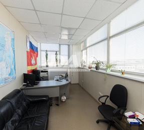 Офис, 824,7 м²