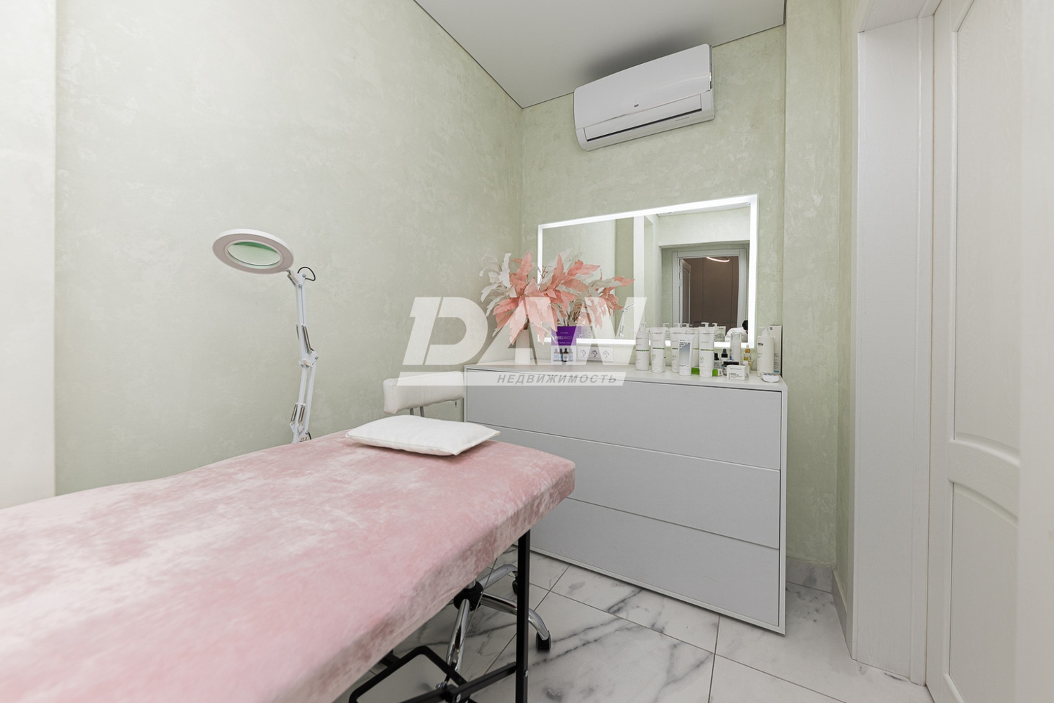 Помещение свободного назначения 93 м²