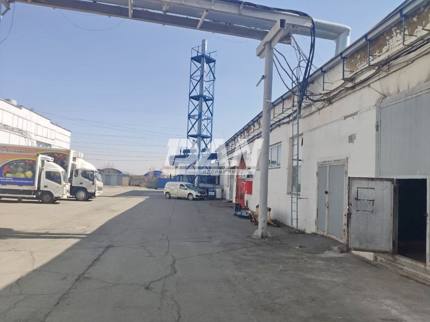 Склад 301 м²