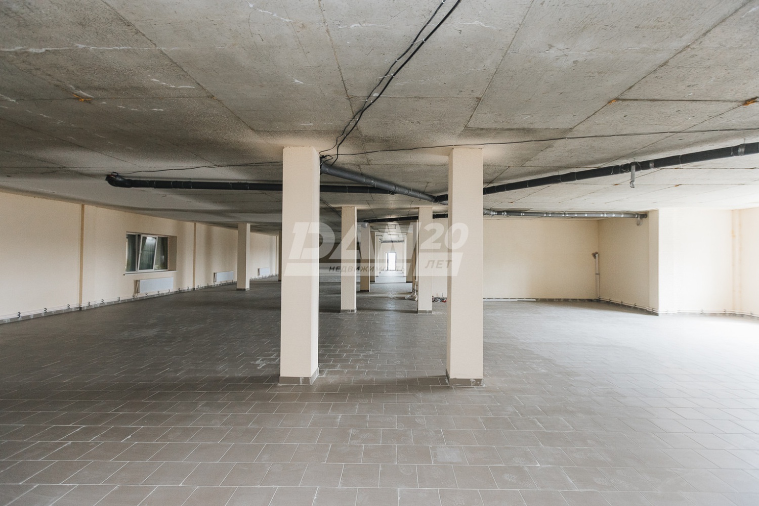 Помещение свободного назначения 844 м²