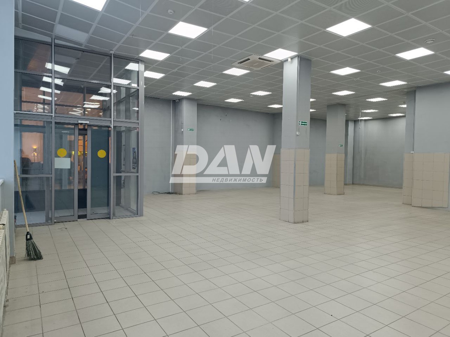 Помещение свободного назначения 186 м²