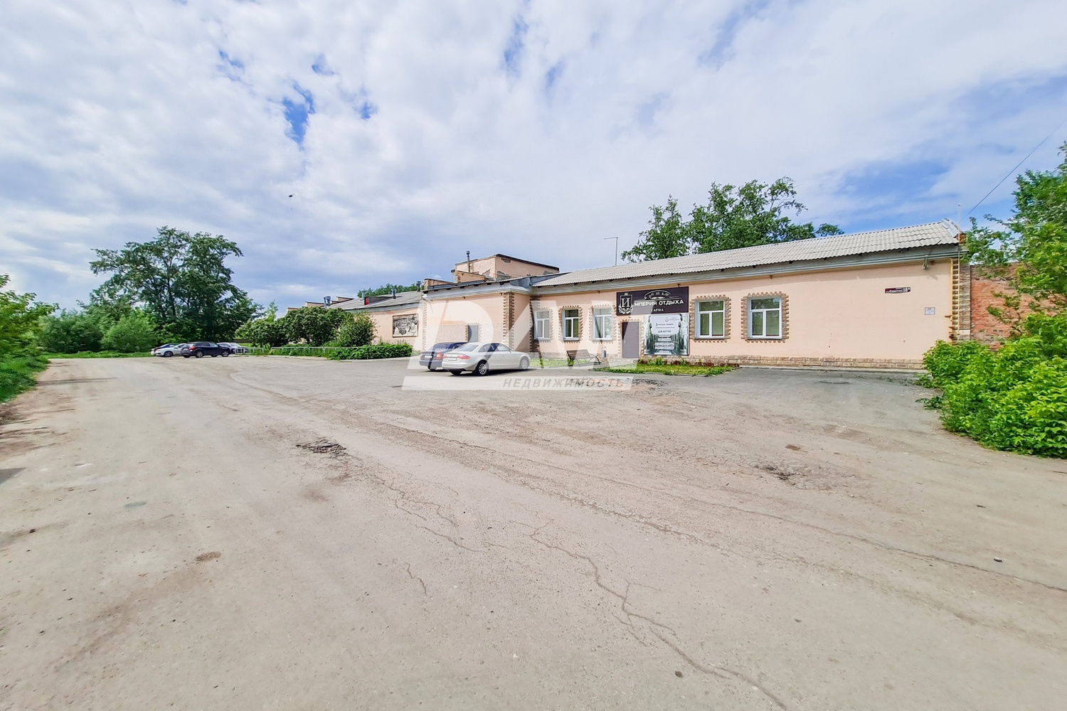 Помещение свободного назначения 818,6 м²