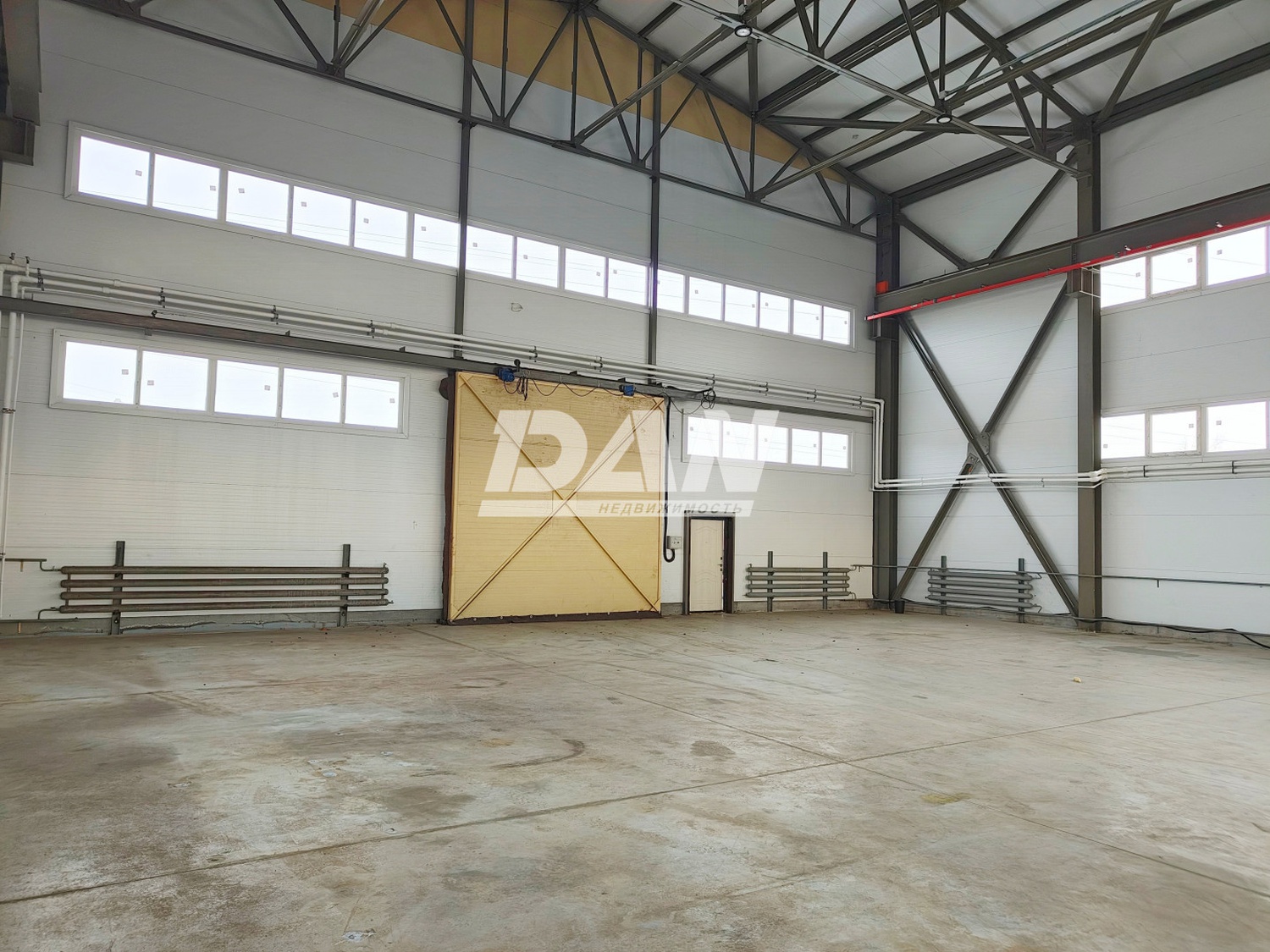 Производственное помещение 900 м²