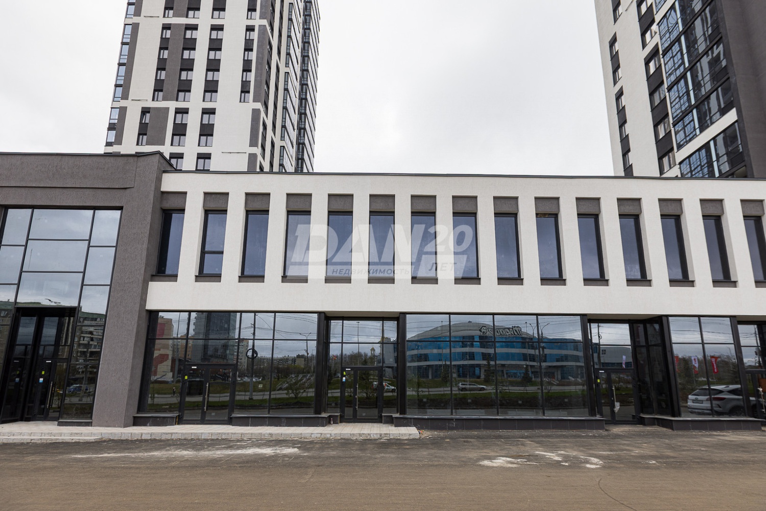 Торговая площадь 282 м²
