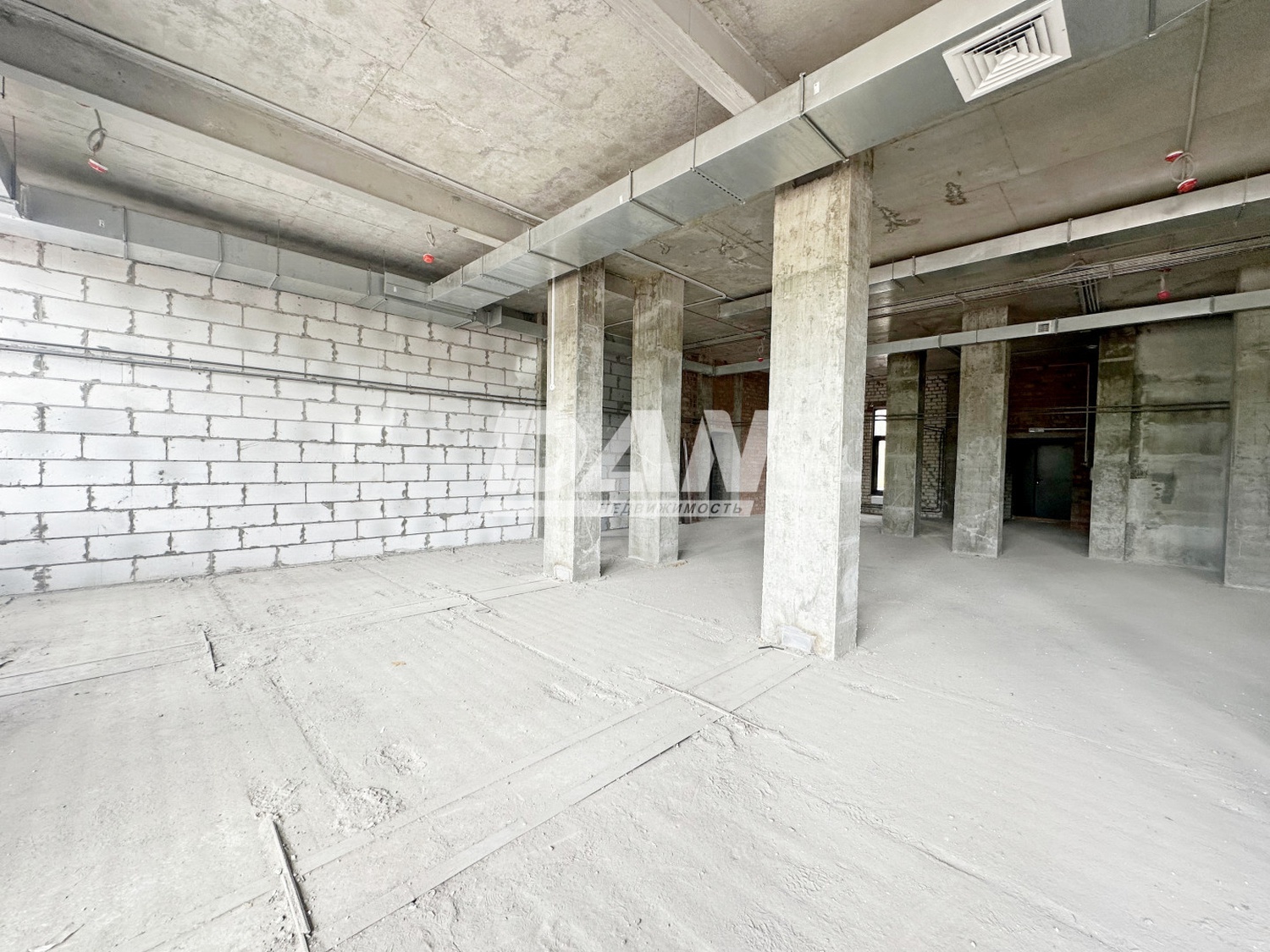 Торговое помещение 630,5 м²