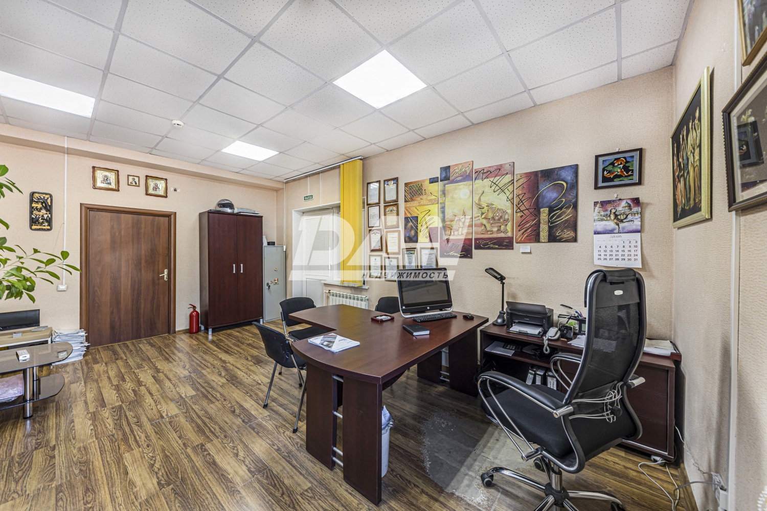 Помещение свободного назначения 619 м²