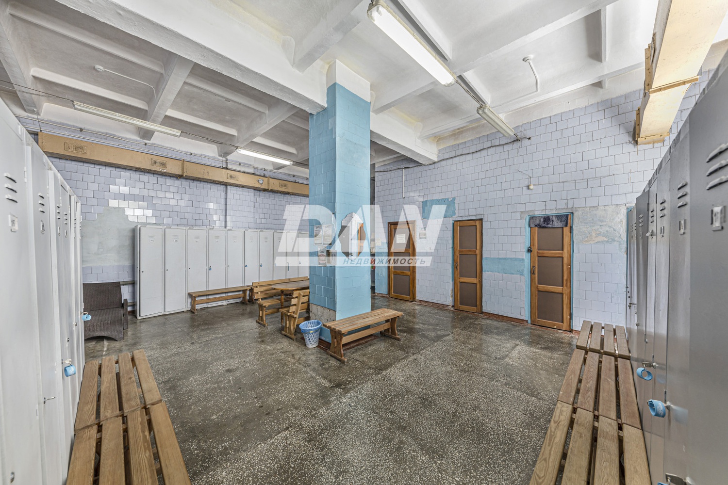Помещение свободного назначения 818,6 м²