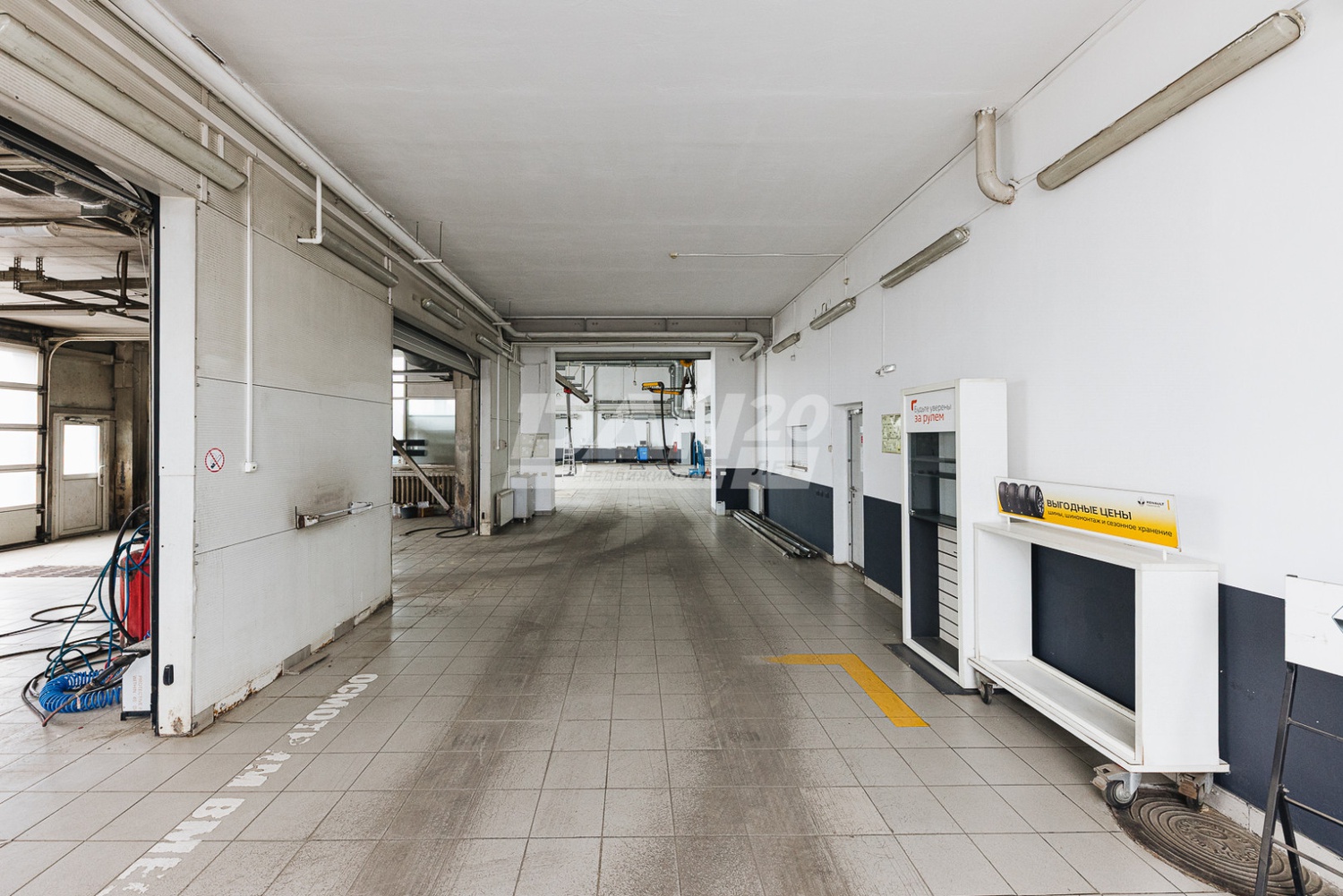 Торговая площадь 1625 м²