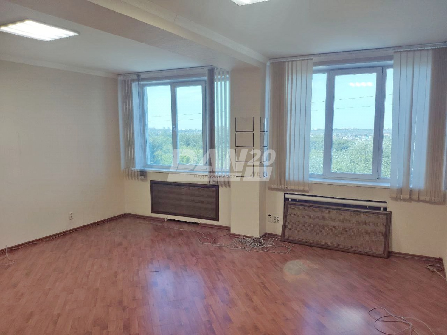 Офис 300 м²
