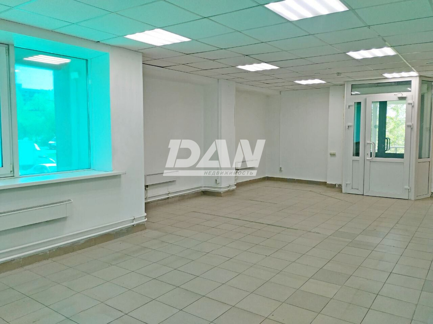 Торговое помещение 97,6 м²
