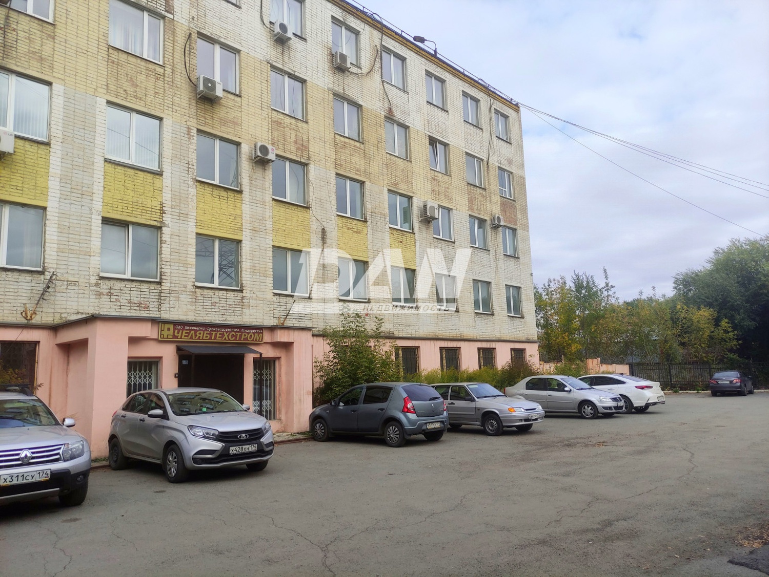 Офис 1030,2 м²