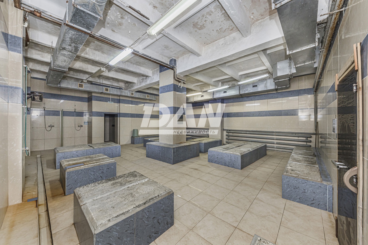 Помещение свободного назначения 818,6 м²