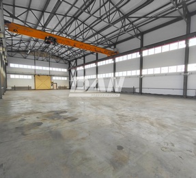 Производственное помещение, 900 м²