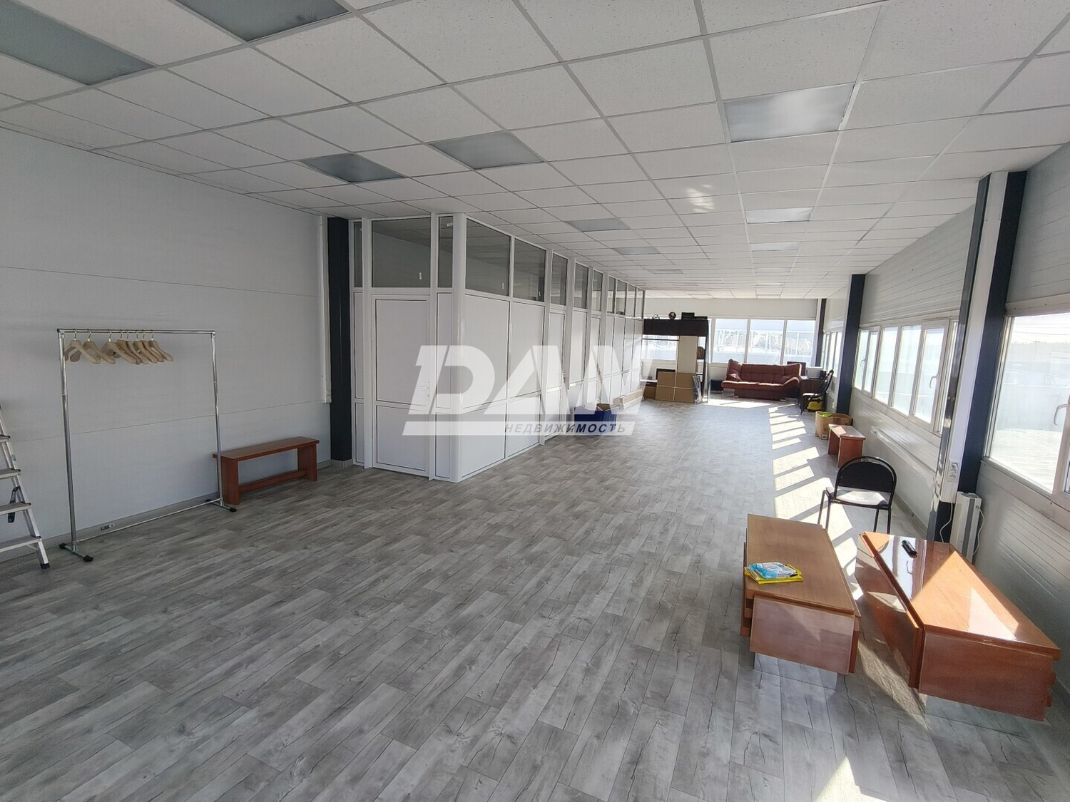 Склад 1283 м²