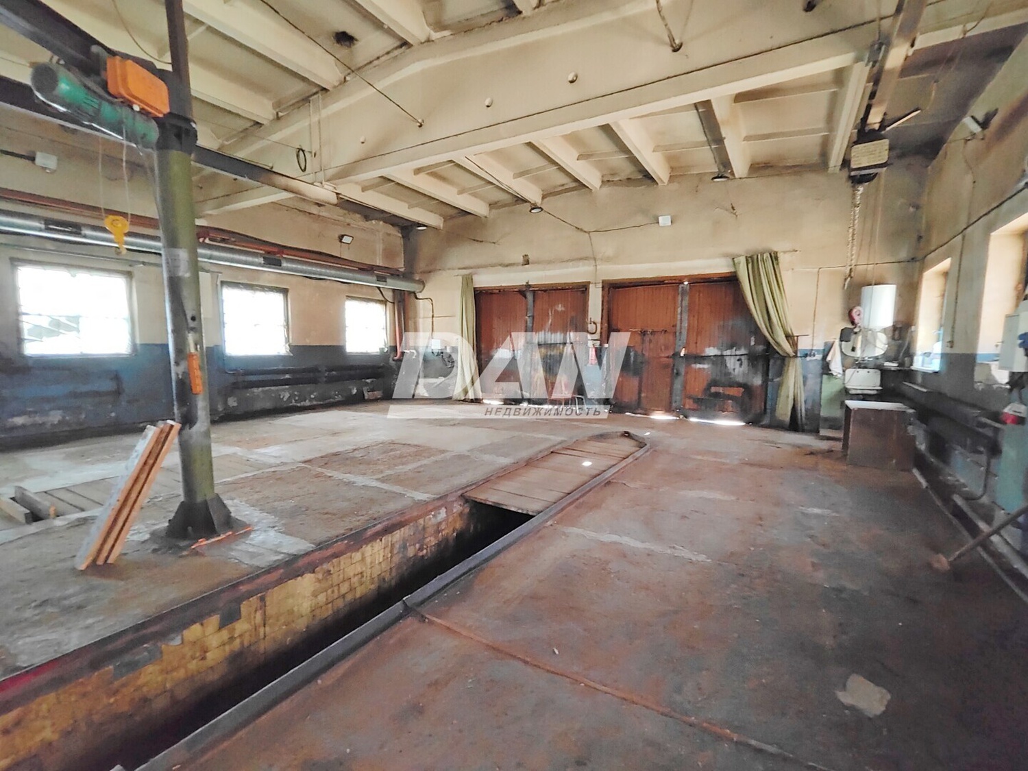 Производственное помещение 360 м²