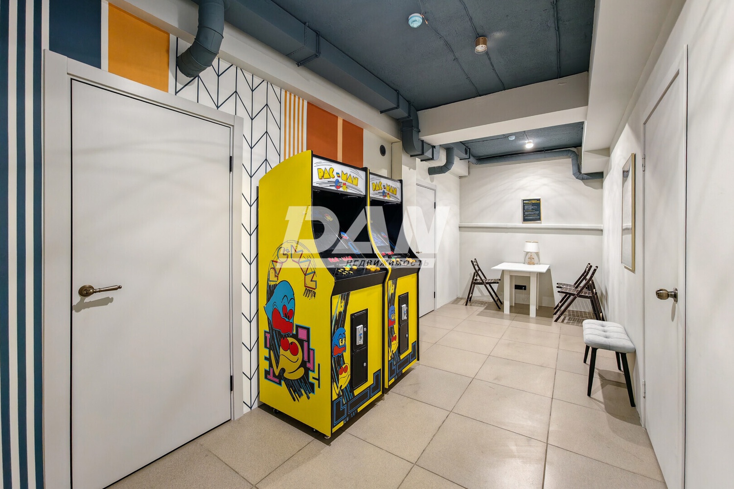 Торговая площадь 786 м²